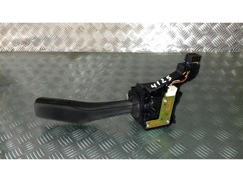 Recambio de mando intermitentes para volkswagen golf v berlina (1k1) highline referencia OEM IAM 1KO953513  