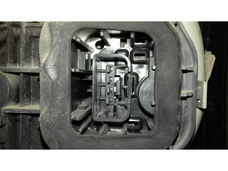 Recambio de piloto trasero derecho para volkswagen golf v berlina (1k1) highline referencia OEM IAM 1K6945096G  VALEO