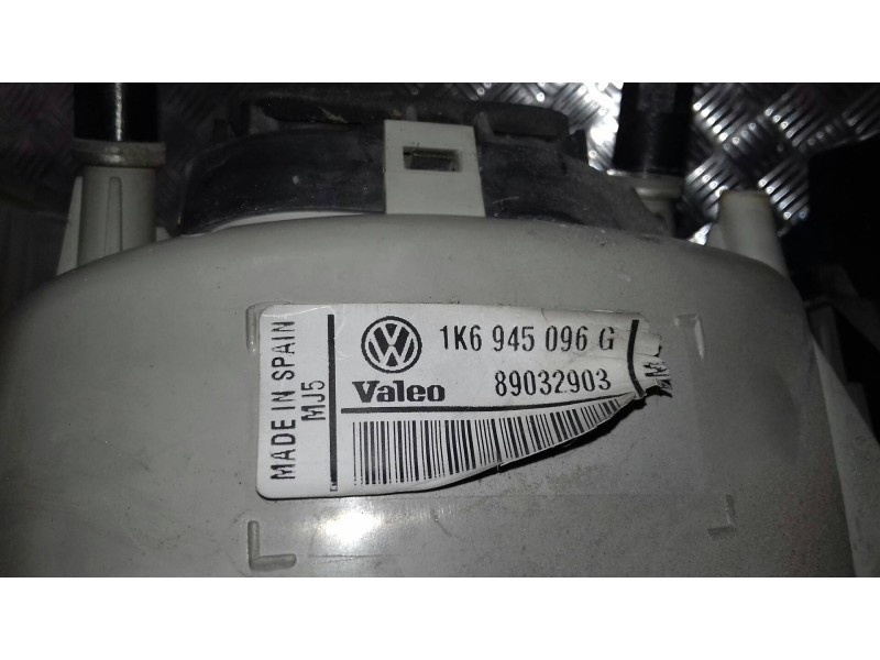Recambio de piloto trasero derecho para volkswagen golf v berlina (1k1) highline referencia OEM IAM 1K6945096G  VALEO