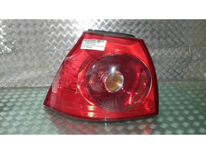 Recambio de piloto trasero izquierdo para volkswagen golf v berlina (1k1) highline referencia OEM IAM 1K6945095G 89032902 VALEO