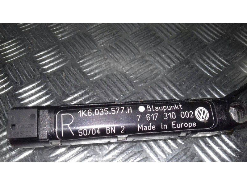 Recambio de antena para volkswagen golf v berlina (1k1) highline referencia OEM IAM 1K6035577H 7617310002 BLAUPUNKT