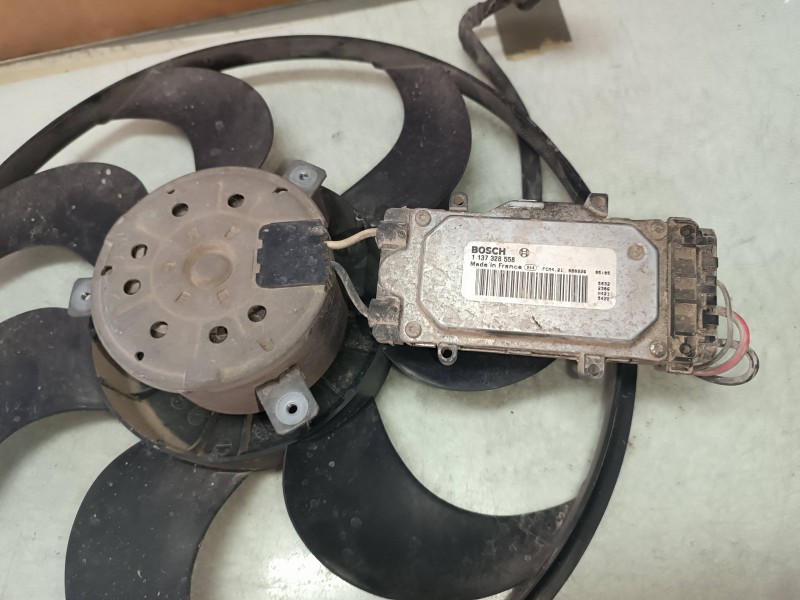 Recambio de electroventilador para ford focus lim. (cb4) titanium referencia OEM IAM 1137328558  BOSCH