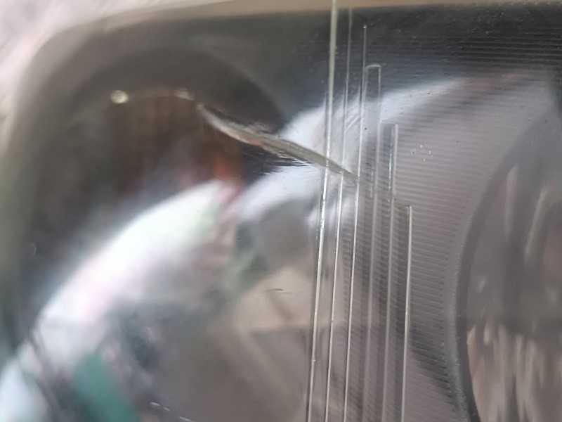 Recambio de faro derecho para seat toledo (1m2) select referencia OEM IAM 087481  VALEO