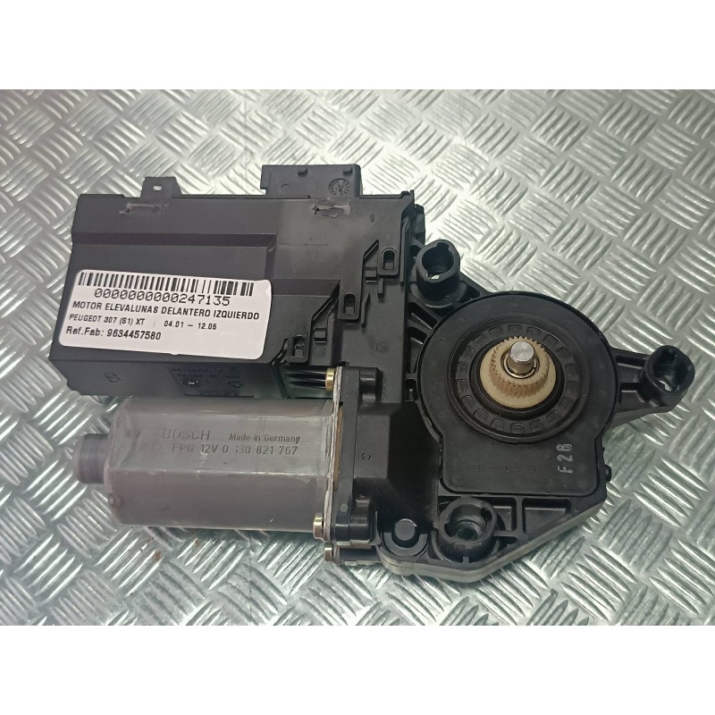 Recambio de motor elevalunas delantero izquierdo para peugeot 307 (s1) xt referencia OEM IAM 9634457580 0130821767 BROSE