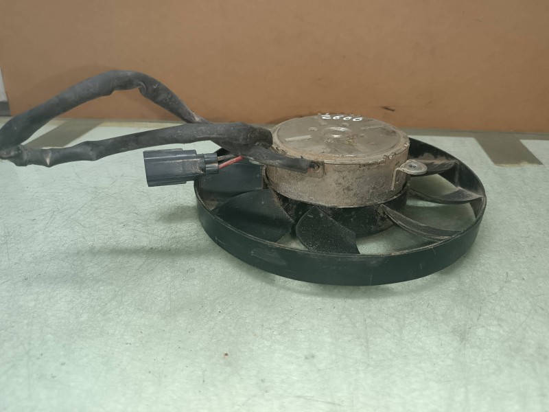 Recambio de electroventilador para ford focus lim. titanium referencia OEM IAM 5YY0564 5000950 3T256217