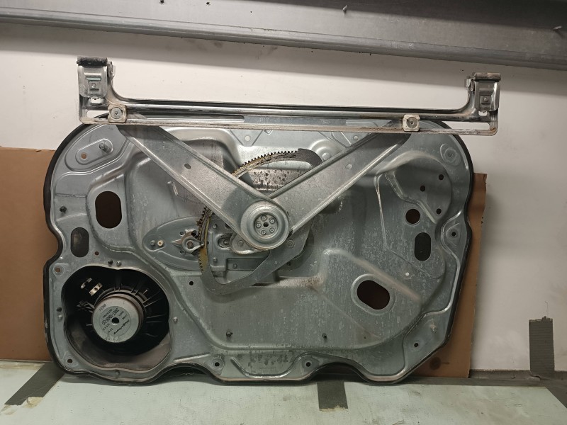 Recambio de elevalunas delantero izquierdo para ford focus lim. (cb4) titanium referencia OEM IAM 4M51A045H17A 984570202 ELECTRI