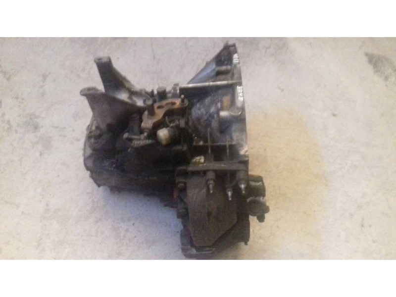 Recambio de caja cambios para peugeot 407 st confort referencia OEM IAM 20MB02  6 VELOCIDADES