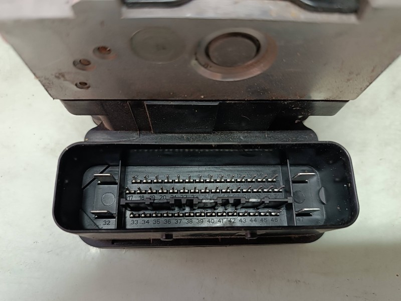 Recambio de abs para ford focus lim. (cb8) sport referencia OEM IAM BV612C405AF 10096101403 10021207234