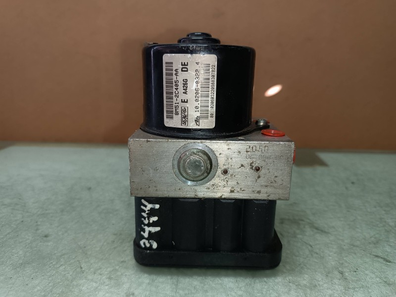 Recambio de abs para ford focus lim. (cb4) titanium referencia OEM IAM 8M512C405AA 10096001273 10020603224