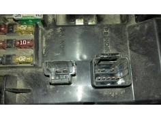 Recambio de caja reles / fusibles para peugeot 307 (s1) xr referencia OEM IAM 9651197780 BSIK0200 VALEO 2