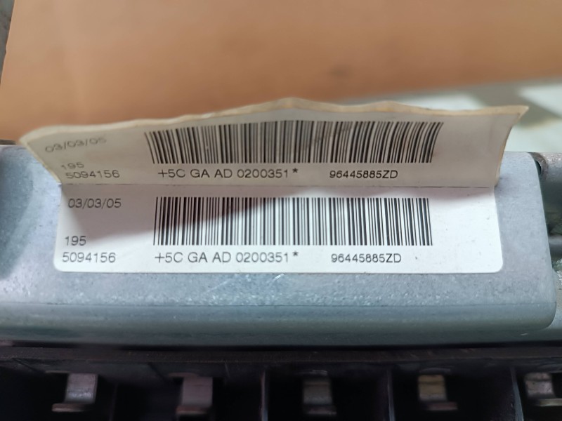 Recambio de airbag delantero izquierdo para peugeot 407 st confort referencia OEM IAM 96445885ZD  CONECTOR 2 PINES