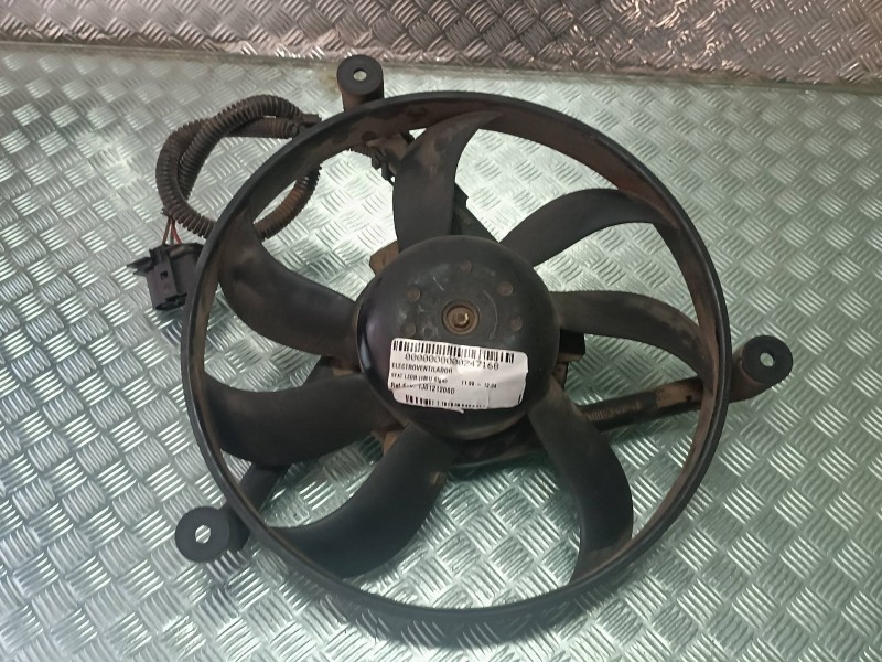 Recambio de electroventilador para seat leon (1m1) signo referencia OEM IAM 1J0121206D  CONECTOR 3 PINES