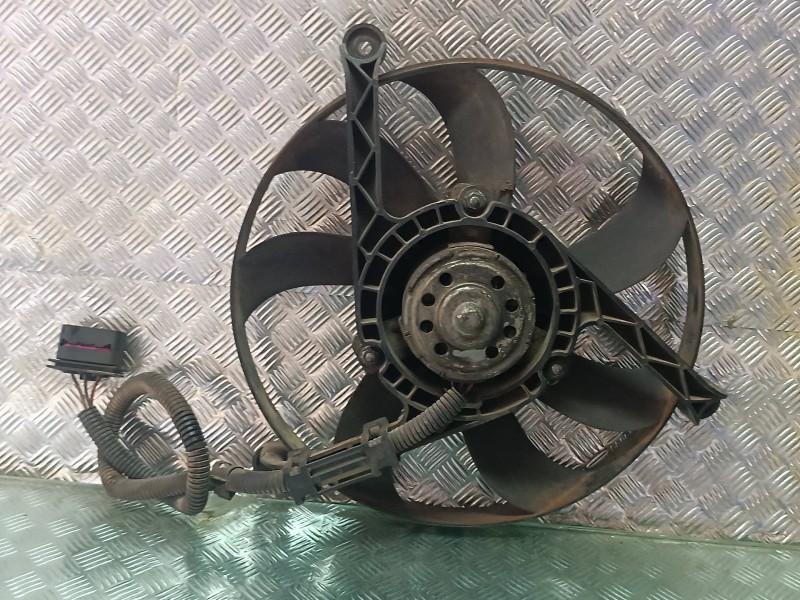 Recambio de electroventilador para seat leon (1m1) signo referencia OEM IAM 1J0121206D  CONECTOR 3 PINES