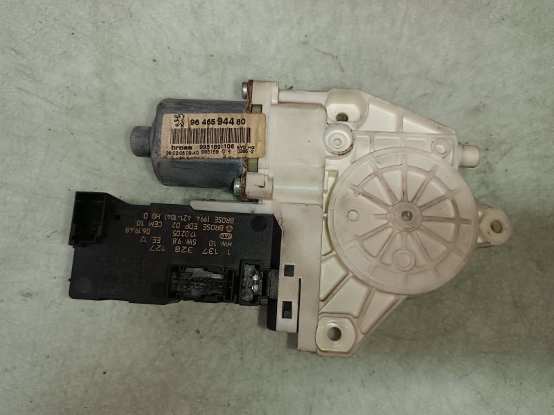 Recambio de motor elevalunas delantero derecho para peugeot 407 st confort referencia OEM IAM 9646594480 1137328127 0130822201