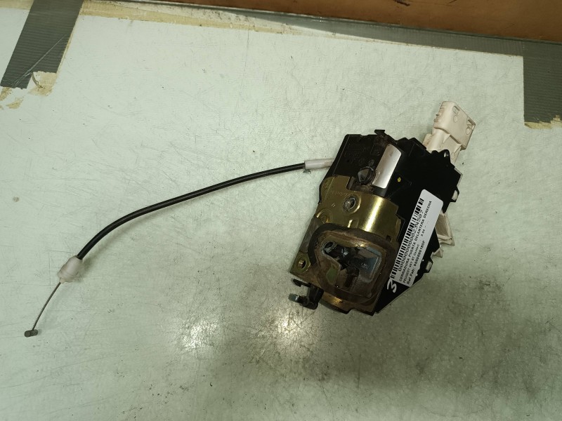 Recambio de cerradura puerta delantera derecha para peugeot 407 st confort referencia OEM IAM 9660698180F BLANCO ELECTRICA