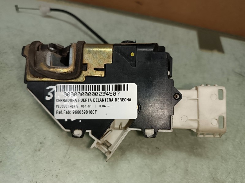 Recambio de cerradura puerta delantera derecha para peugeot 407 st confort referencia OEM IAM 9660698180F BLANCO ELECTRICA