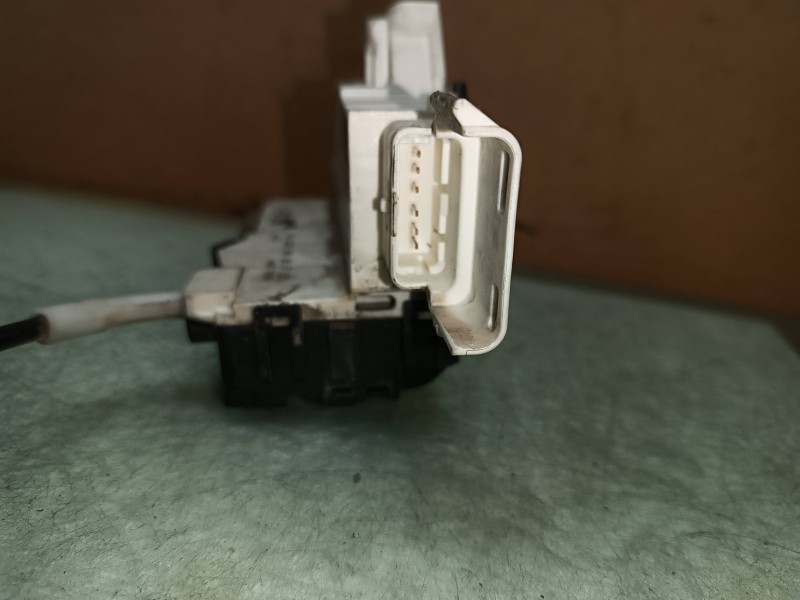 Recambio de cerradura puerta delantera derecha para peugeot 407 st confort referencia OEM IAM 9660698180F BLANCO ELECTRICA