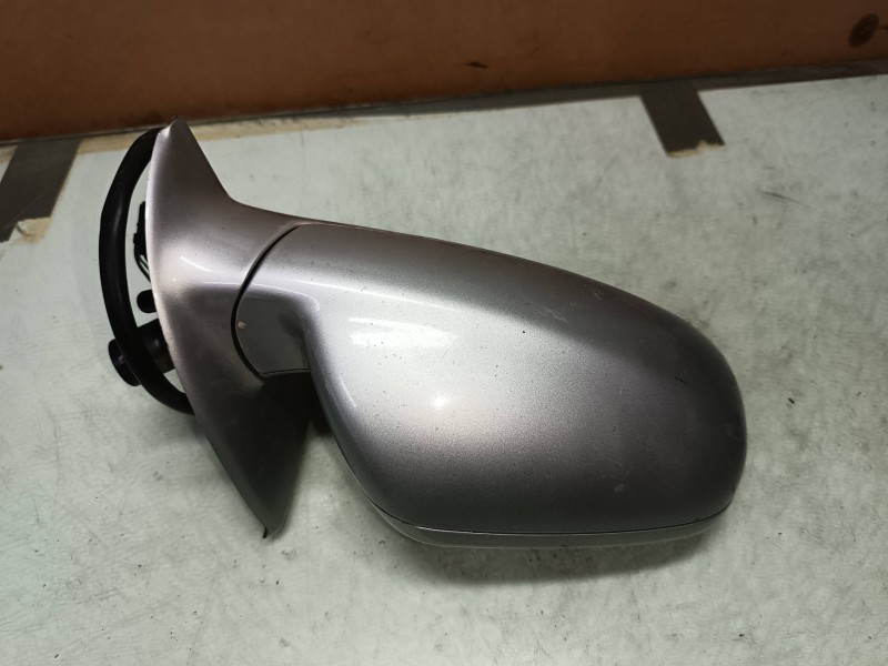 Recambio de retrovisor derecho para peugeot 307 (s1) xs referencia OEM IAM 916070  ELECTRICO