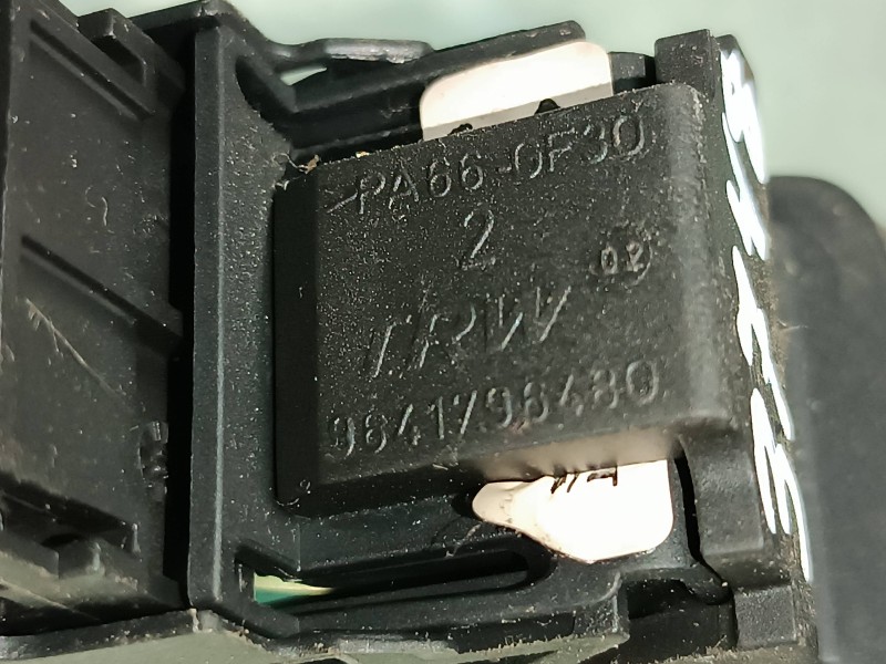 Recambio de mando multifuncion para peugeot 407 st confort referencia OEM IAM 9641796480  RADIO Y TELEFONO