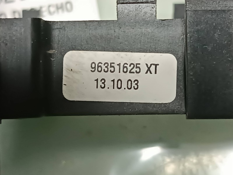 Recambio de mando elevalunas delantero derecho para peugeot 307 (s1) xs referencia OEM IAM 96351625XT  CONECTOR 4 PINES