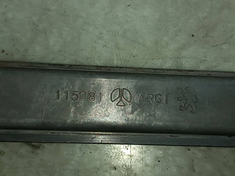 Recambio de elevalunas trasero izquierdo para peugeot 307 (s1) xs referencia OEM IAM 400585T 115281 ELECTRICO