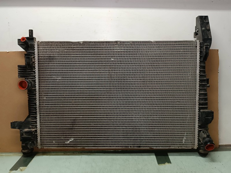 Recambio de radiador agua para ford focus lim. (cb8) sport referencia OEM IAM BV618005BB  VALEO