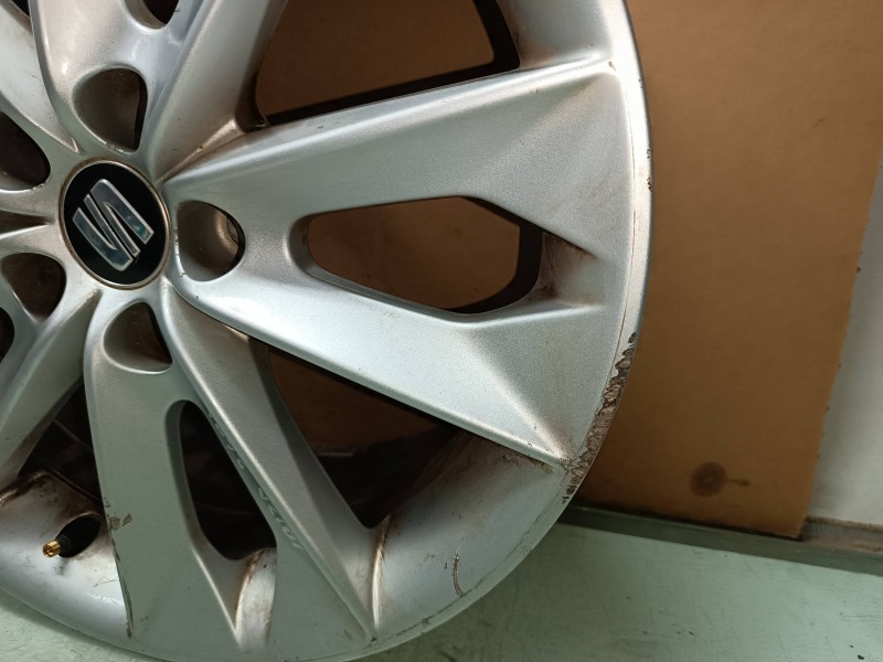 Recambio de juego llantas para seat ibiza (6p1) style referencia OEM IAM 6J0601025N 7.0JX16H2 ET43