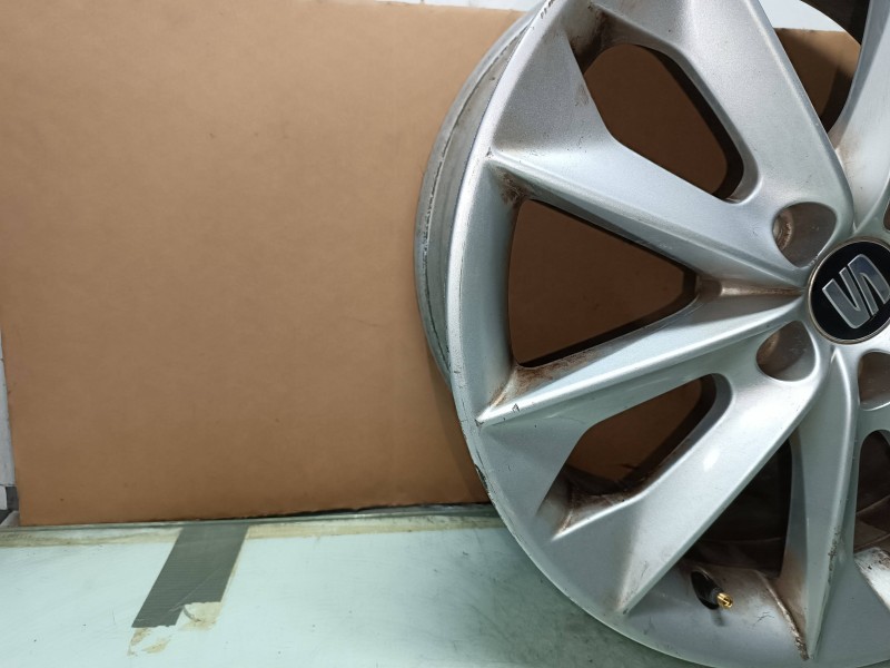 Recambio de juego llantas para seat ibiza (6p1) style referencia OEM IAM 6J0601025N 7.0JX16H2 ET43