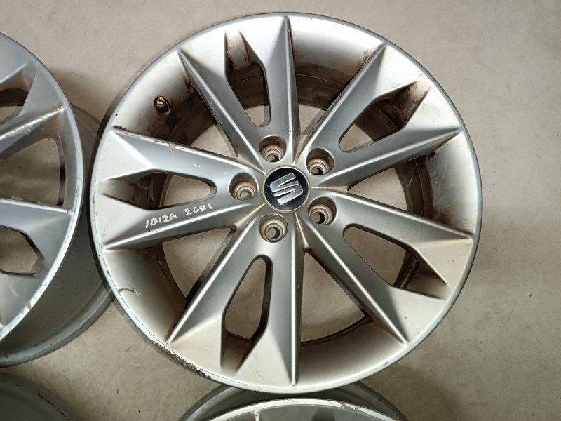 Recambio de juego llantas para seat ibiza (6p1) style referencia OEM IAM 6J0601025N 7.0JX16H2 ET43