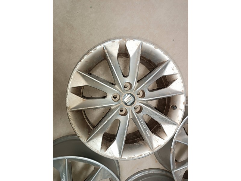 Recambio de juego llantas para seat ibiza (6p1) style referencia OEM IAM 6J0601025N 7.0JX16H2 ET43