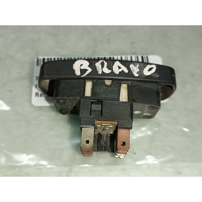 Recambio de warning para fiat bravo (182) 1.4 12v cat referencia OEM IAM A223  CONECTOR 8 PINES