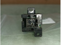 Recambio de warning para fiat bravo (198) 1.6 16v active multijet (77kw) referencia OEM IAM 735424252  CONECTOR 3 PINES 2