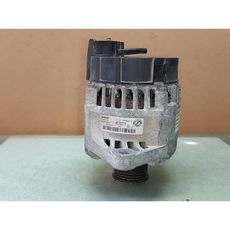 Recambio de alternador para alfa romeo 147 (190) 1.6 16v cat referencia OEM IAM 46782219 DENSO 90A