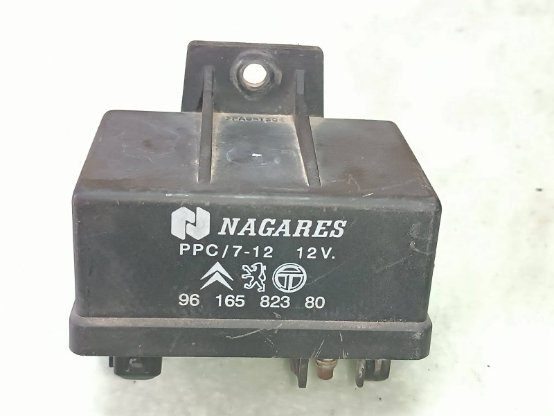 Recambio de caja precalentamiento para peugeot 206 berlina xr referencia OEM IAM 9616582380  NAGARES