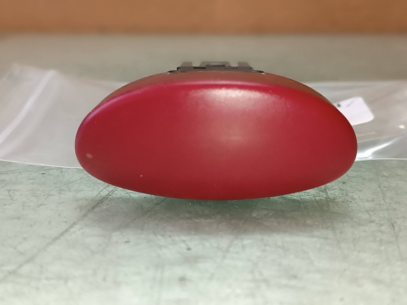 Recambio de warning para peugeot 206 berlina xr referencia OEM IAM   CONECTOR 4 PINES