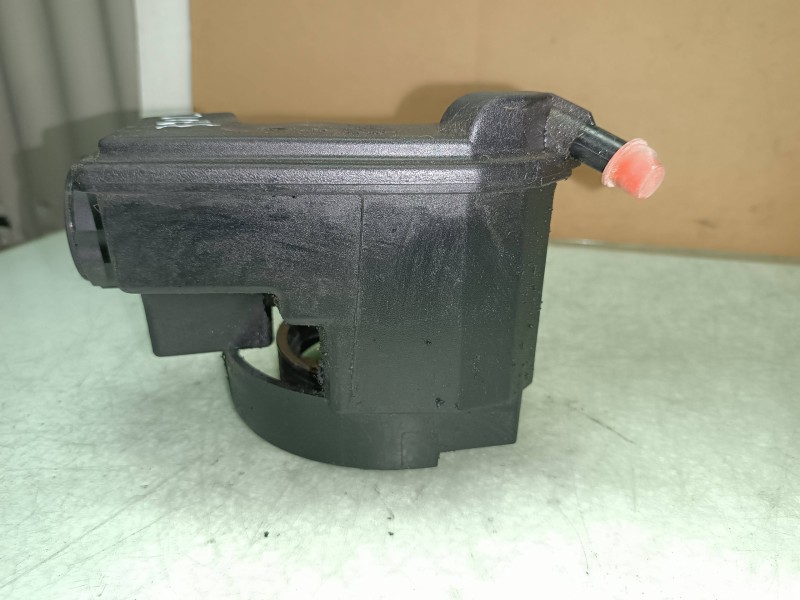 Recambio de bomba direccion para peugeot 206 berlina xr referencia OEM IAM 9634816080 26069779 26077655