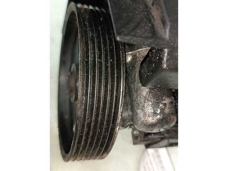 Recambio de bomba direccion para peugeot 206 berlina xr referencia OEM IAM 9634816080 26069779 26077655