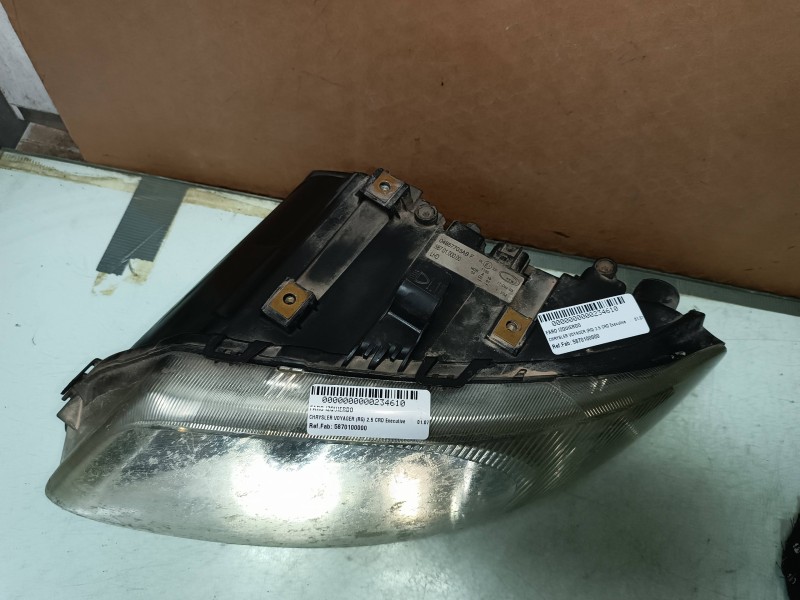Recambio de faro izquierdo para chrysler voyager (rg) 2.5 crd executive referencia OEM IAM 5870100000 04857703AB 
