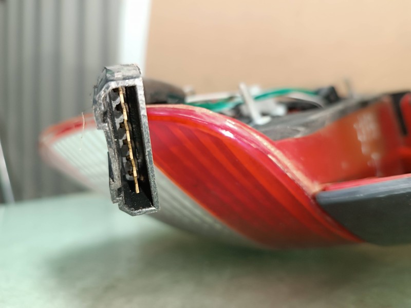 Recambio de piloto trasero derecho para audi a4 berlina (b5) 1.9 tdi referencia OEM IAM   