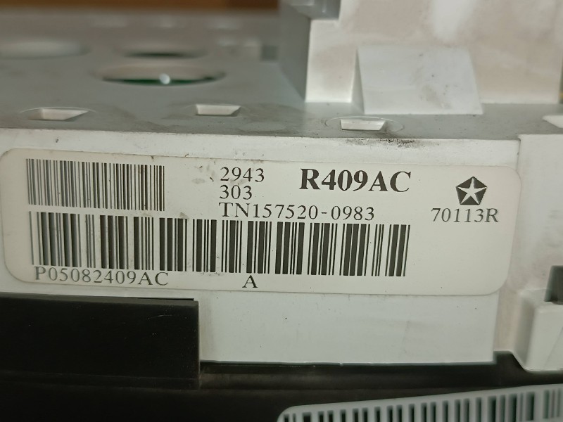 Recambio de cuadro instrumentos para chrysler voyager (rg) 2.5 crd executive referencia OEM IAM P05082409AC R409AC TN1575200983