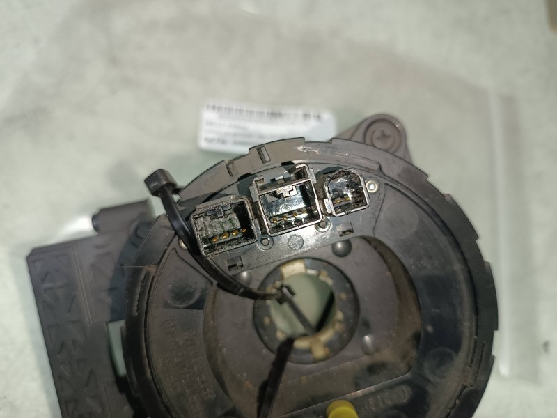 Recambio de anillo airbag para chrysler voyager (rg) 2.5 crd executive referencia OEM IAM 04685922A  