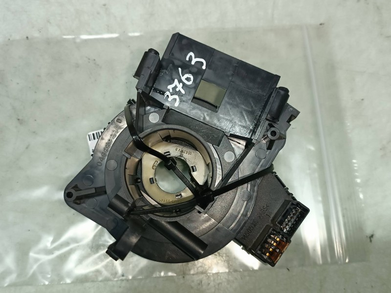 Recambio de anillo airbag para chrysler voyager (rg) 2.5 crd executive referencia OEM IAM 04685922A  