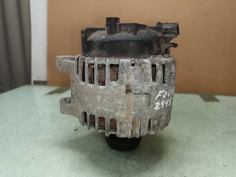 Recambio de alternador para ford focus lim. (cb8) sport referencia OEM IAM AV6N10300GC VALEO 