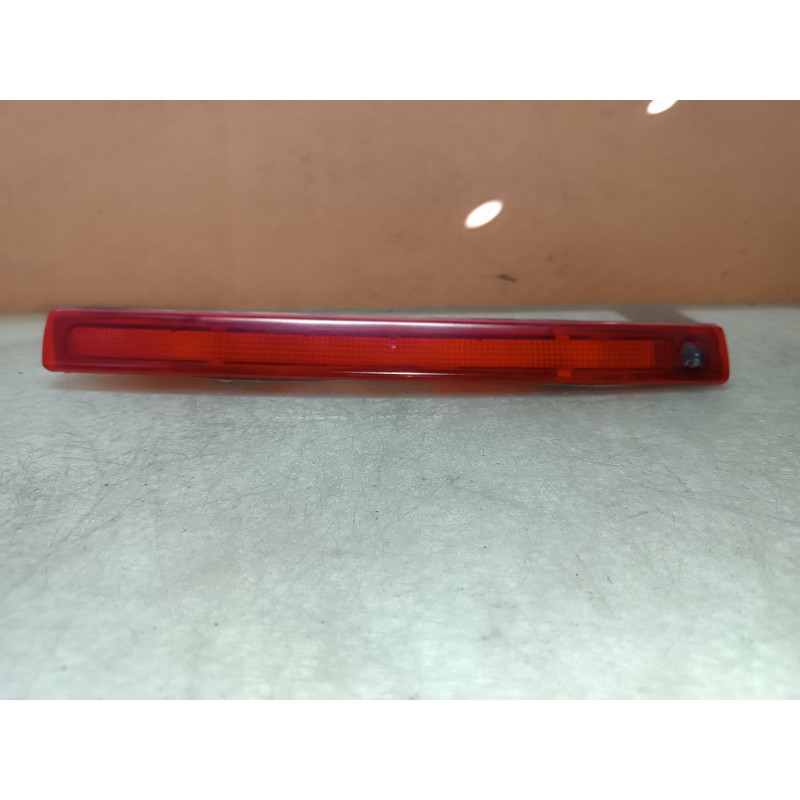 Recambio de luz central de freno para renault megane ii berlina 3p confort authentique referencia OEM IAM 8200073239 89398083 VA