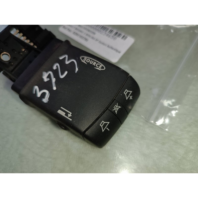 Recambio de mando multifuncion para renault megane ii berlina 3p confort authentique referencia OEM IAM 8200103769  RADIO