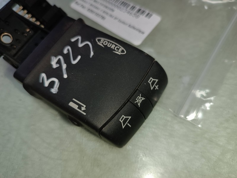 Recambio de mando multifuncion para renault megane ii berlina 3p confort authentique referencia OEM IAM 8200103769  RADIO