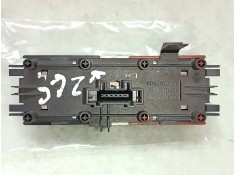 Recambio de warning para renault megane ii berlina 3p confort authentique referencia OEM IAM 8200095493 8200109723 CIERRE PUERTA 2