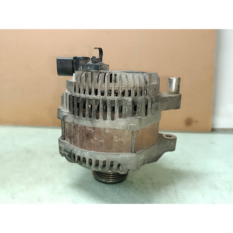 Recambio de alternador para peugeot 407 st confort referencia OEM IAM 9654752880 MITSUBISHI 