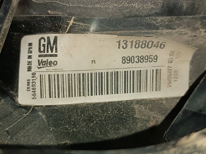 Recambio de piloto trasero derecho para opel corsa d catch me referencia OEM IAM 13188046  VALEO