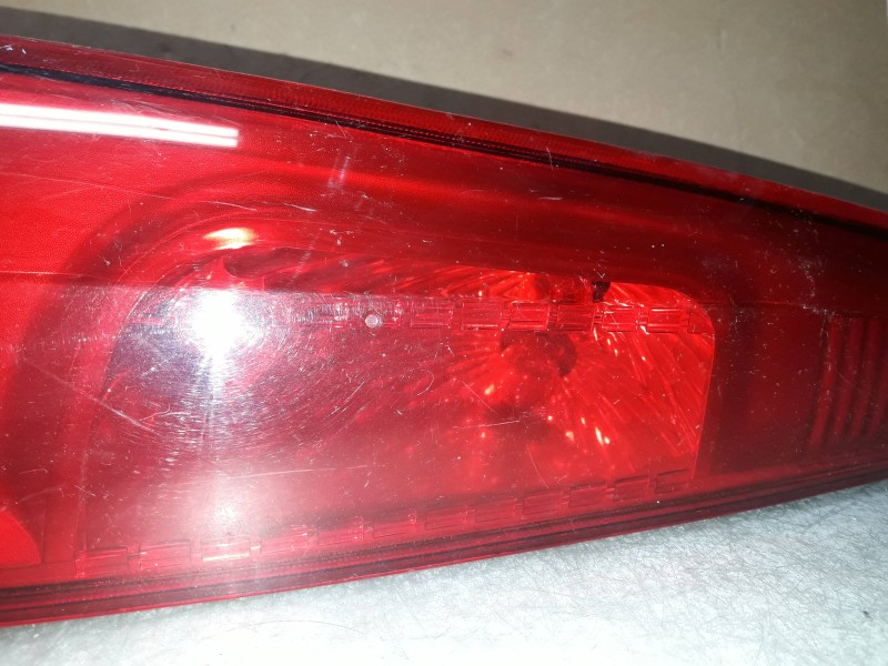 Recambio de piloto trasero izquierdo para ford fiesta (cbk) ambiente referencia OEM IAM 10876  